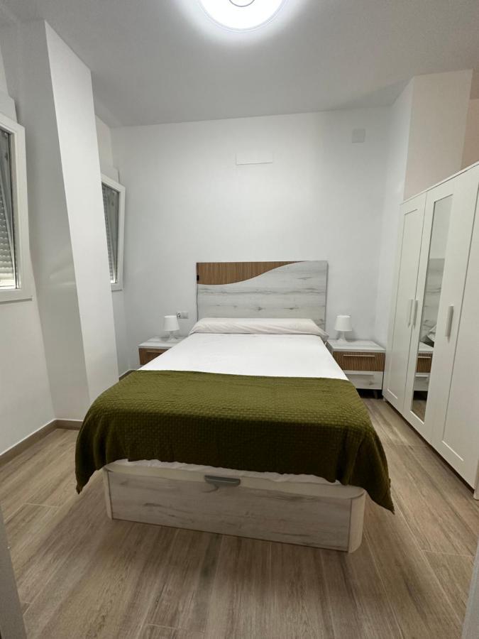 Sky Garden Malaga Centro Apartment Bagian luar foto